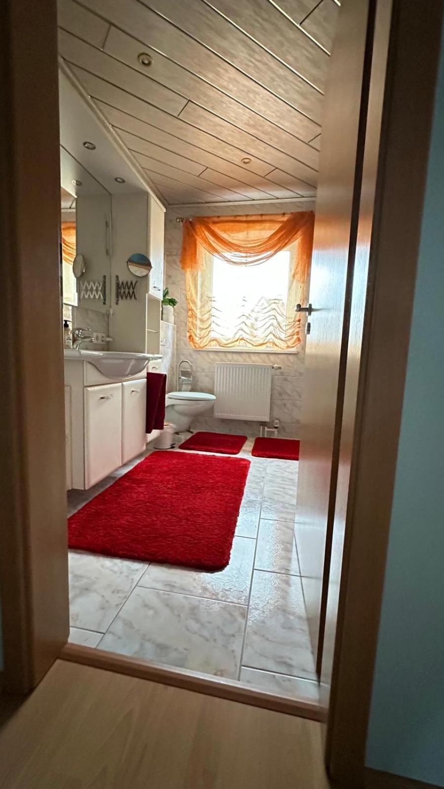 Attraktive 3 Zimmer Wohnung In Ruhiger Lage アンスバッハ エクステリア 写真