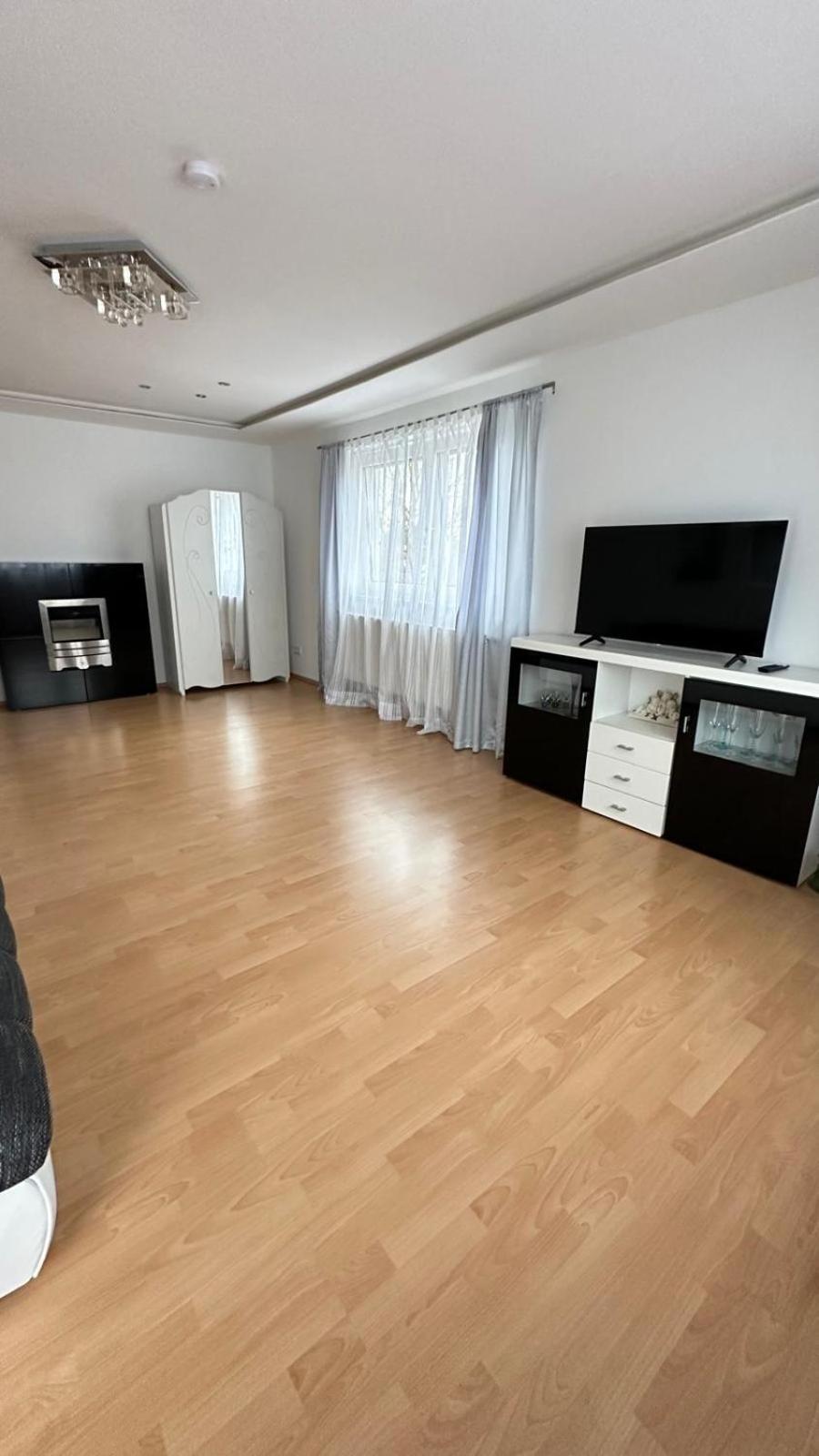 Attraktive 3 Zimmer Wohnung In Ruhiger Lage アンスバッハ エクステリア 写真