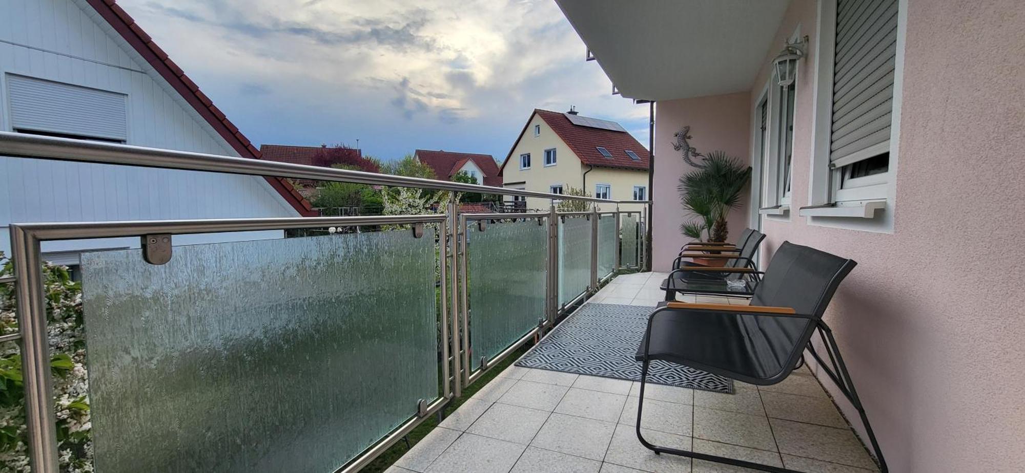 Attraktive 3 Zimmer Wohnung In Ruhiger Lage アンスバッハ エクステリア 写真